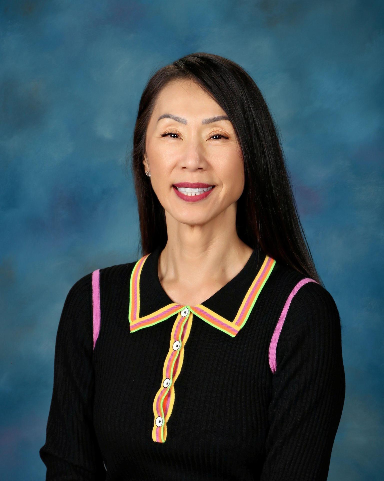 Esther Gillis, Principal