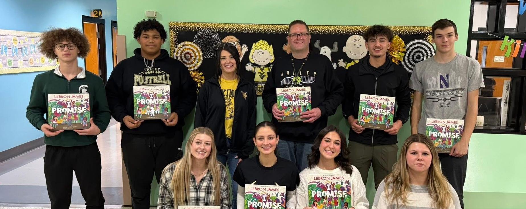 Valley Students visiting Martin Elementary School