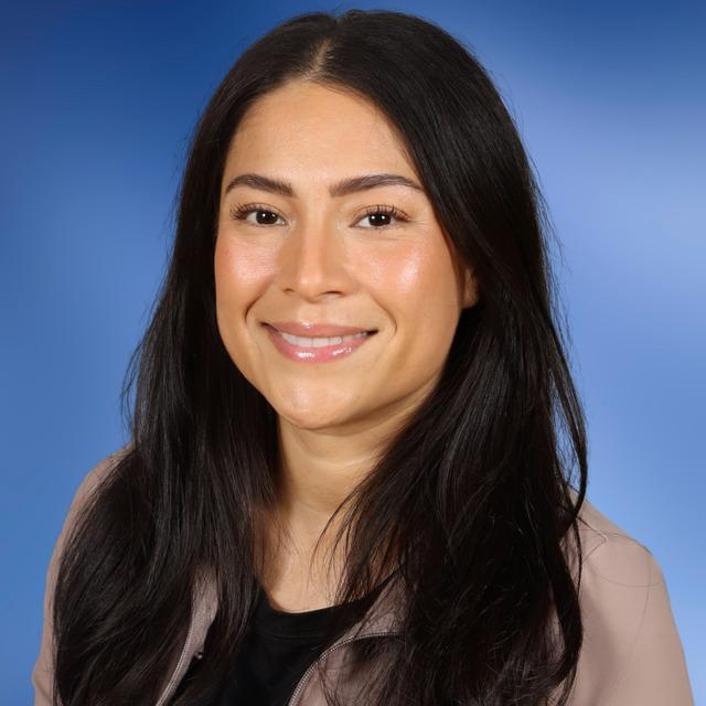 YulianaHernandez's Profile Photo