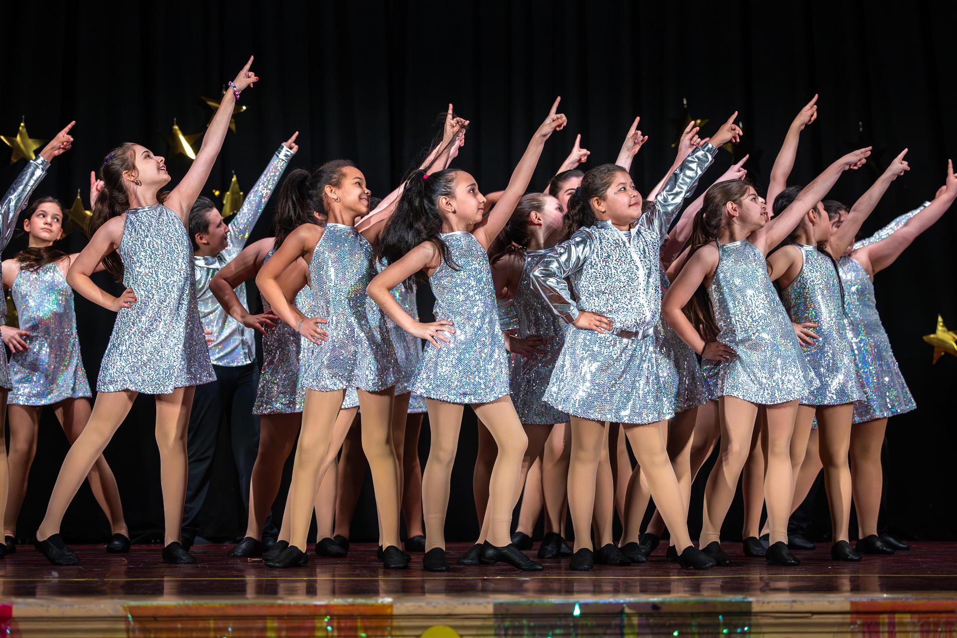 dance 12