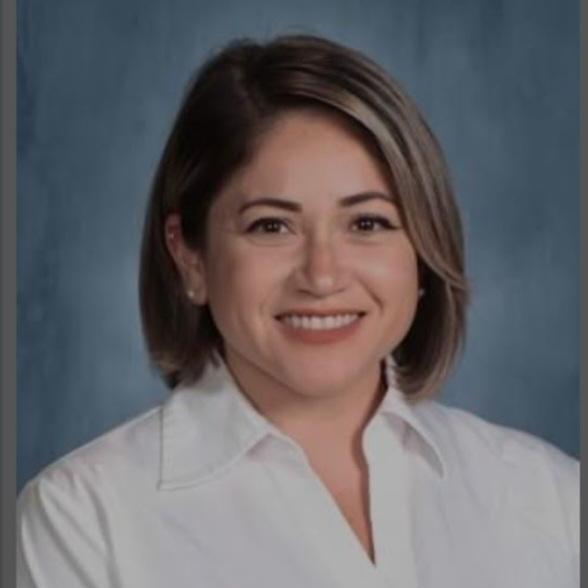 HELENAANGULO's Profile Photo