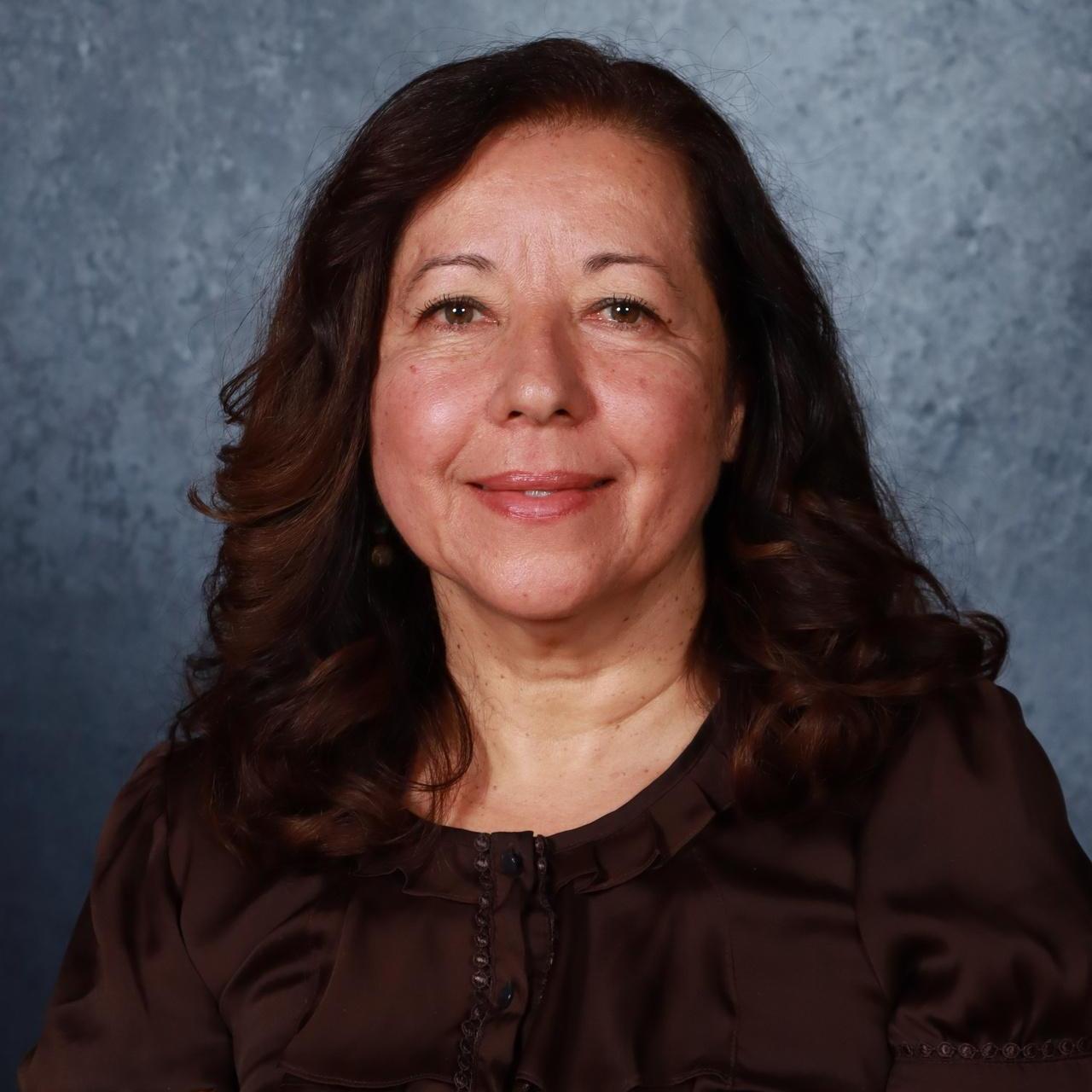 ElviaFuertes's Profile Photo