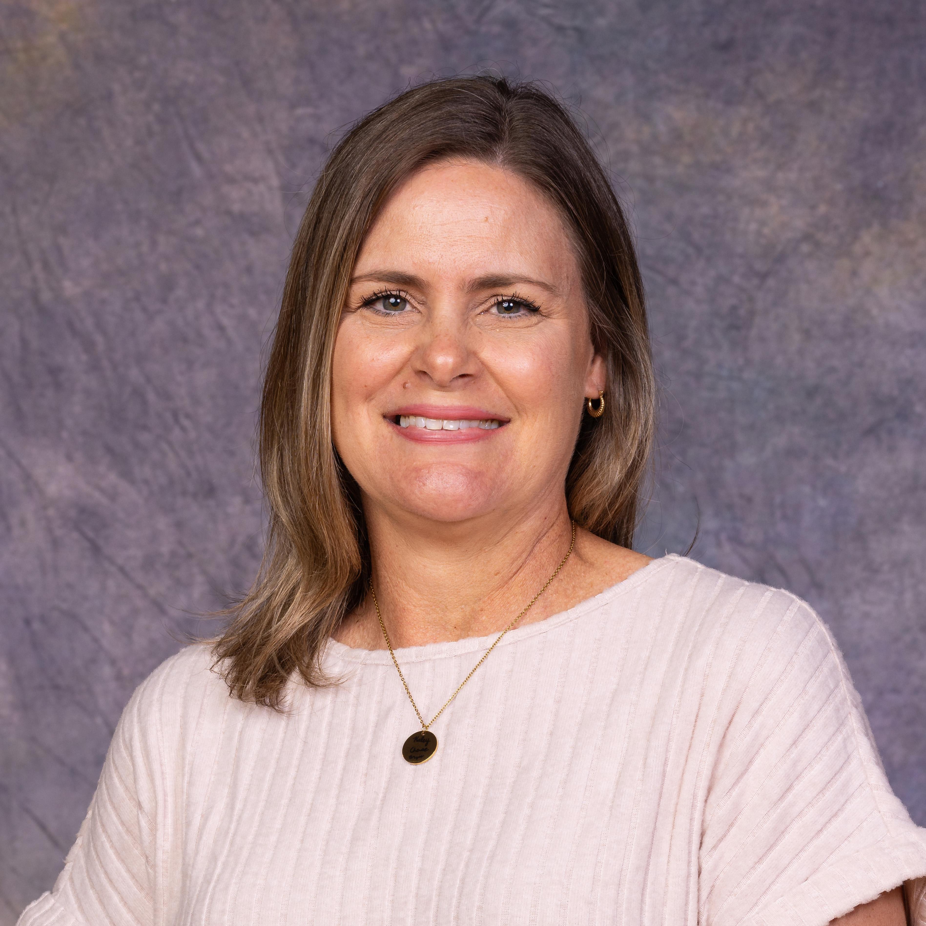 JenniferMcElroy's Profile Photo