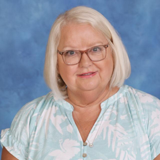 CharlotteWarren's Profile Photo