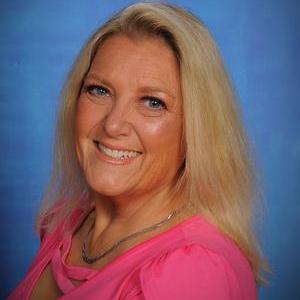 LisaWardian's Profile Photo