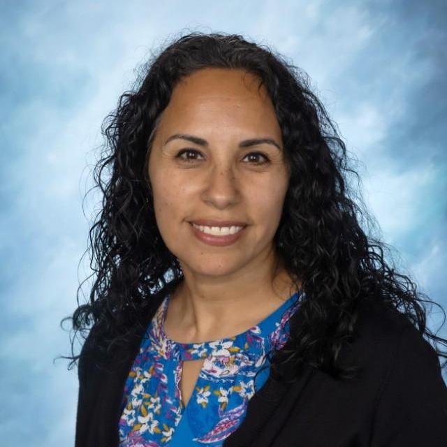 DianaRiopedre's Profile Photo