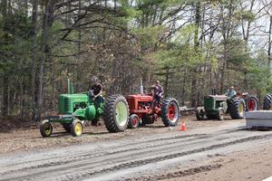 John Deere tractor in the tractor pull