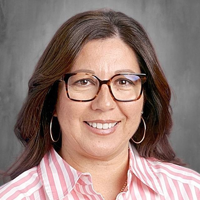 MonicaManriques's Profile Photo