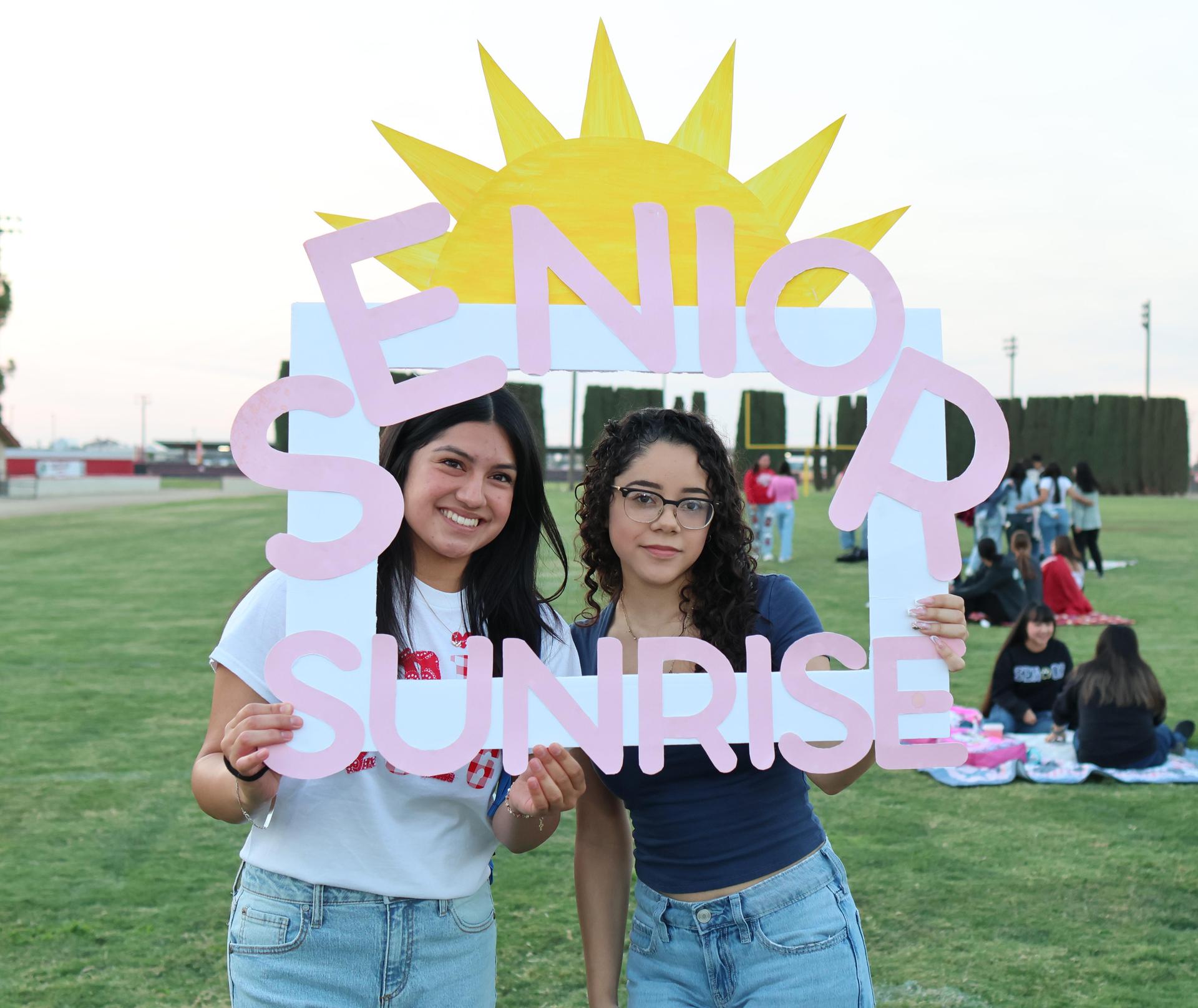 Students and Staff at the Senior Sunrise 18