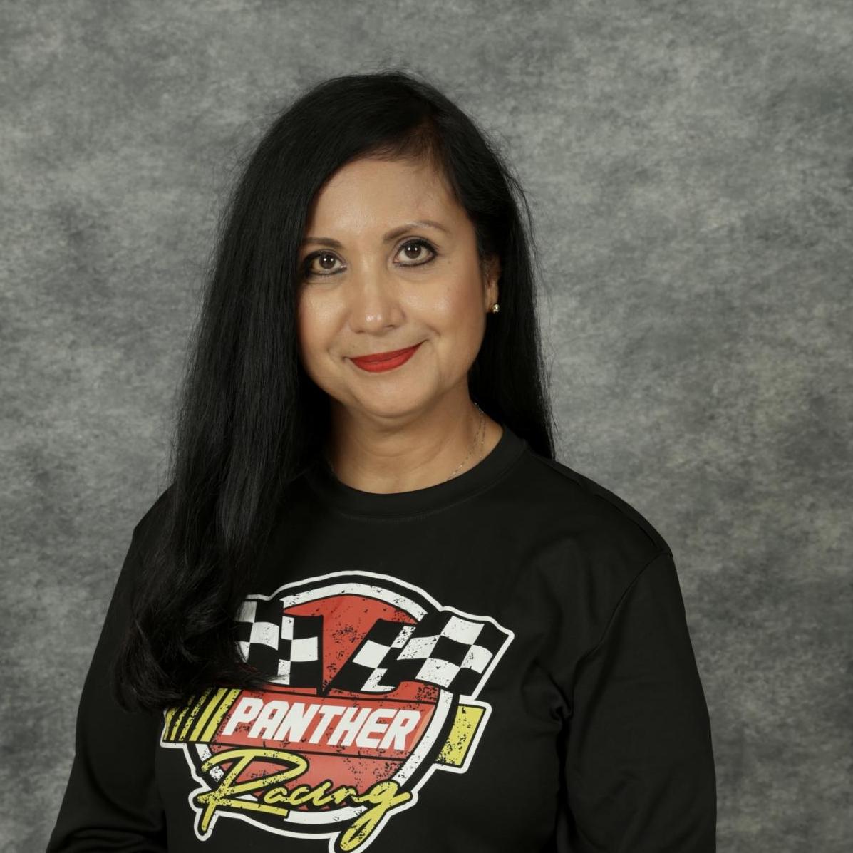 ElsaGutierrez's Profile Photo