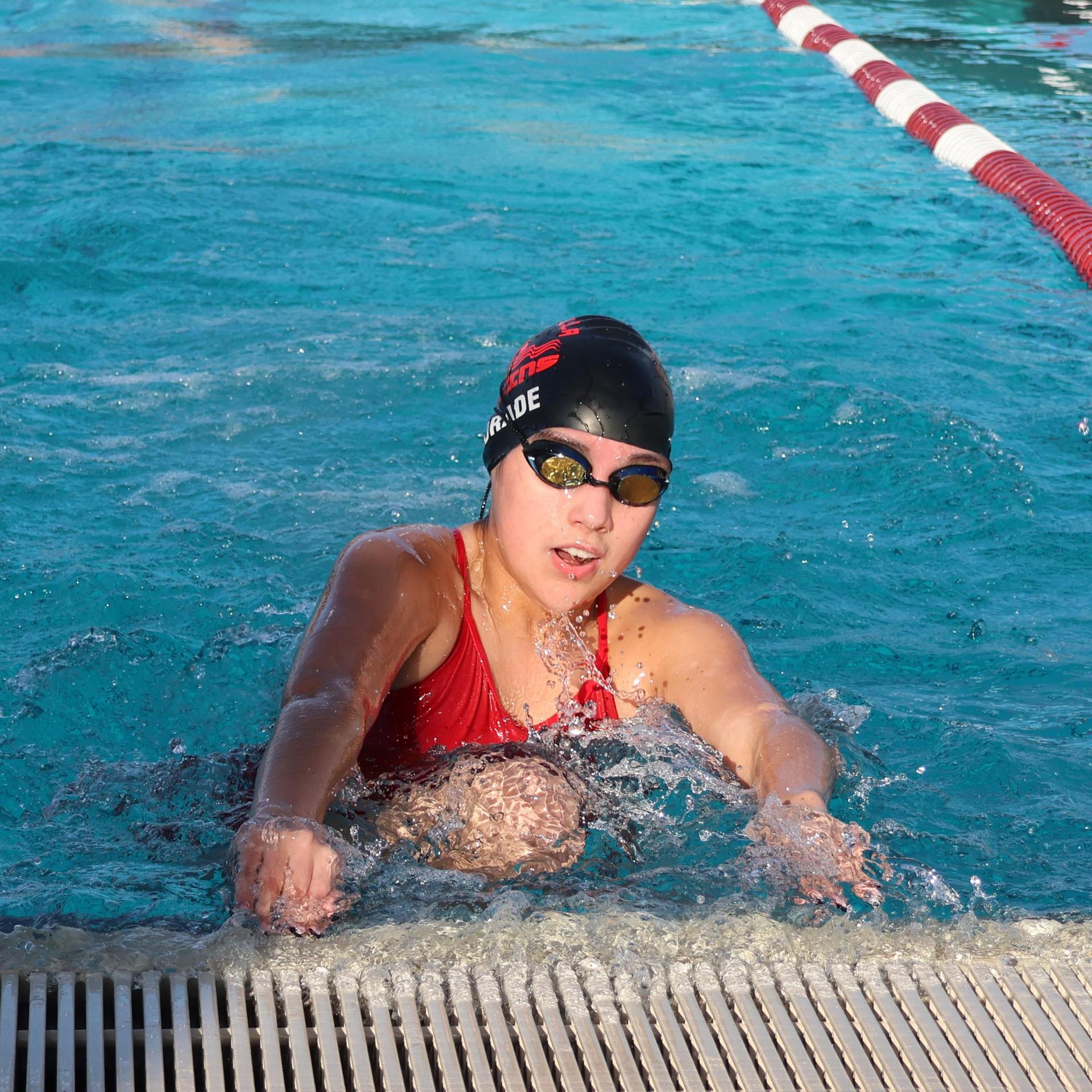 Giselle Andrade swimming
