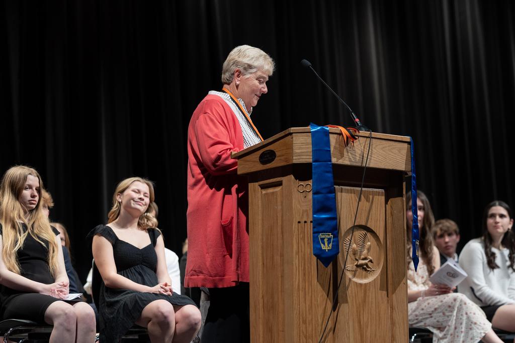 2025 NHS/Distinguished Alumni HOF Inductions - 043
