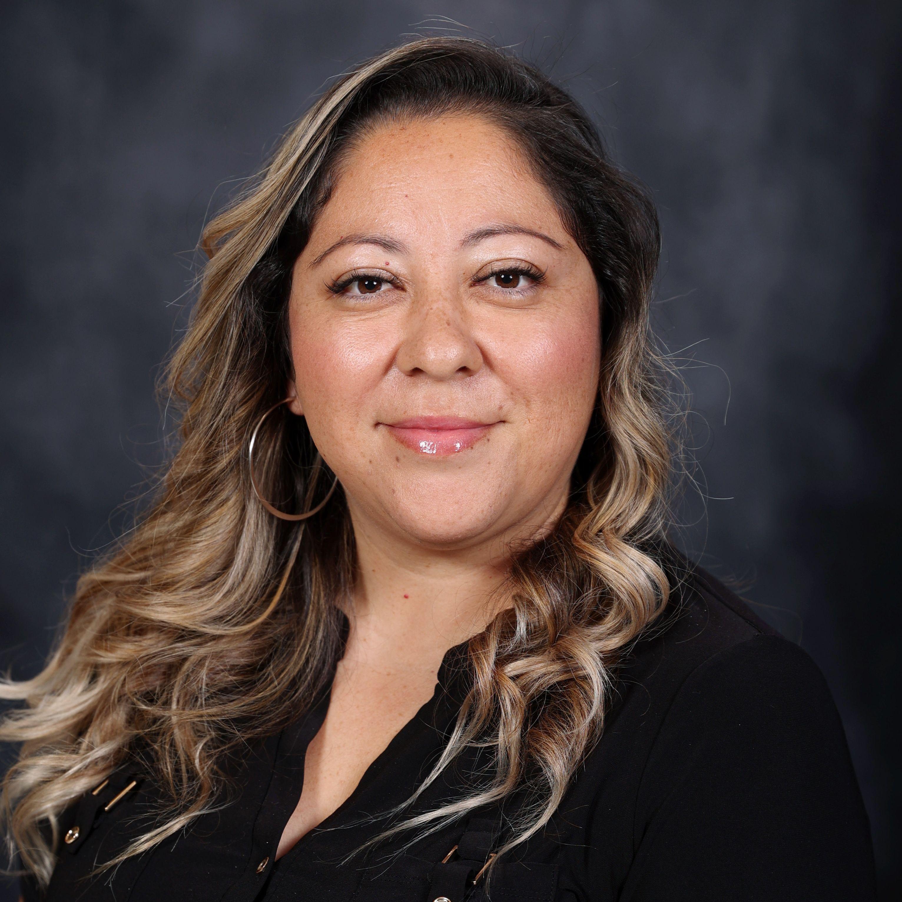 EliseZamora's Profile Photo