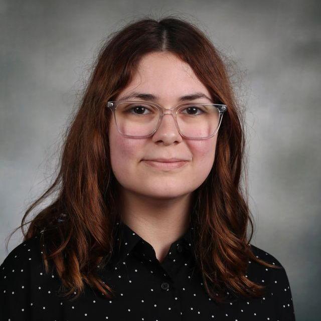 VeronicaMacmaster's Profile Photo