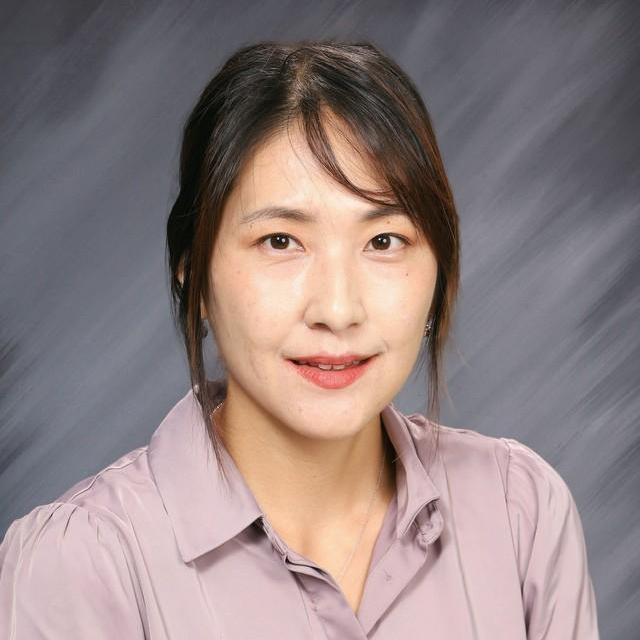 DaisyDraper's Profile Photo