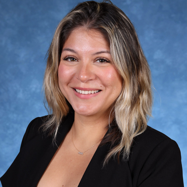 EstefaniaLujan's Profile Photo