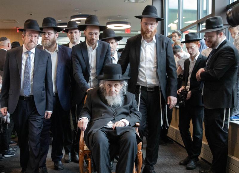 Boys Junior High - a Gadol Visits from Israel Featured Photo