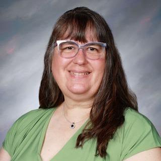 EileenCorreia's Profile Photo
