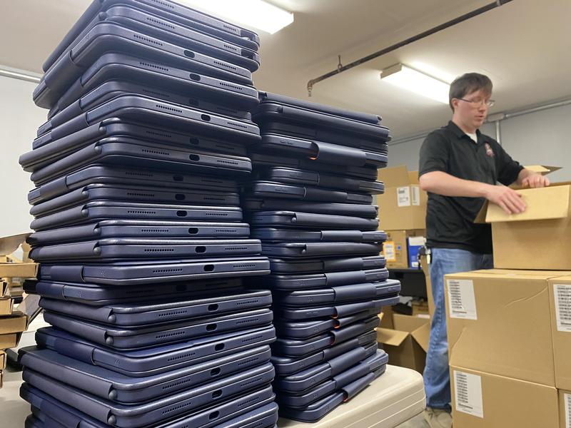 LCSD New Devices Arrive