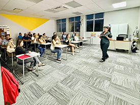 Back To School Night 📓🖊️📕✂️📚 Featured Photo