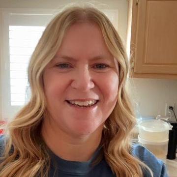 DawnMachado's Profile Photo