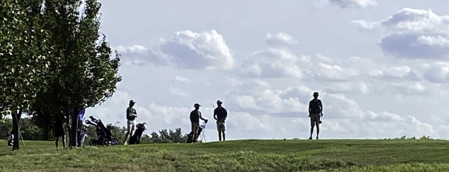 golfing at Cinder Ridge