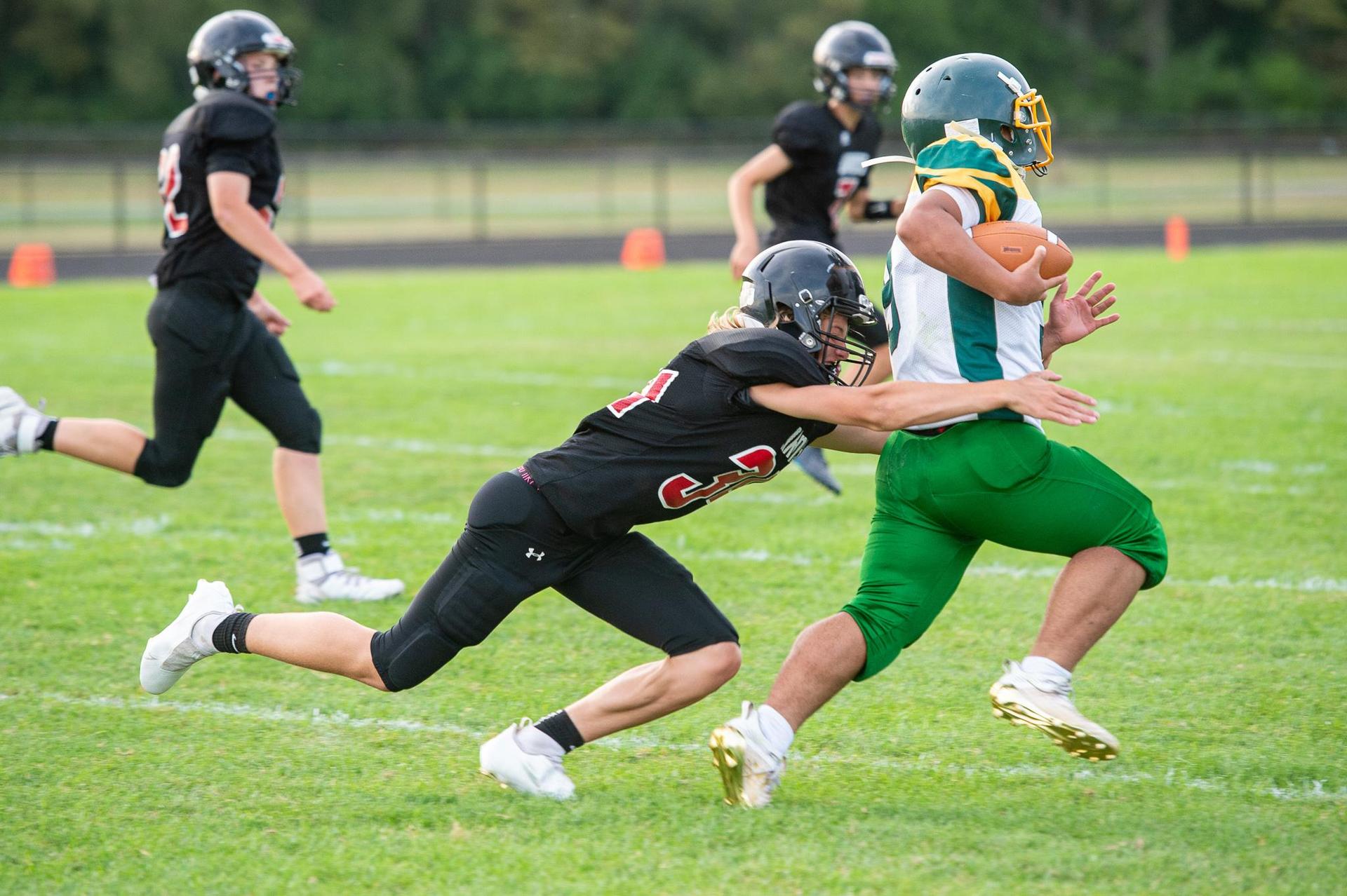 football-boys-sports-dekalb-middle-school-athletics