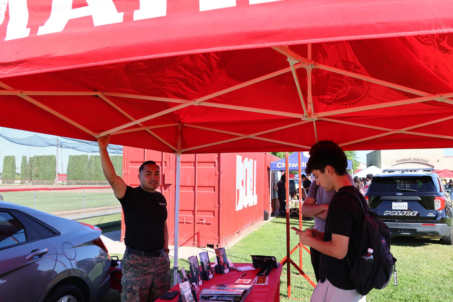 Marine recruiter talking to students