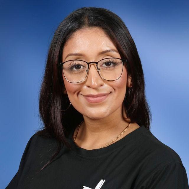 LizzetteAvalos's Profile Photo