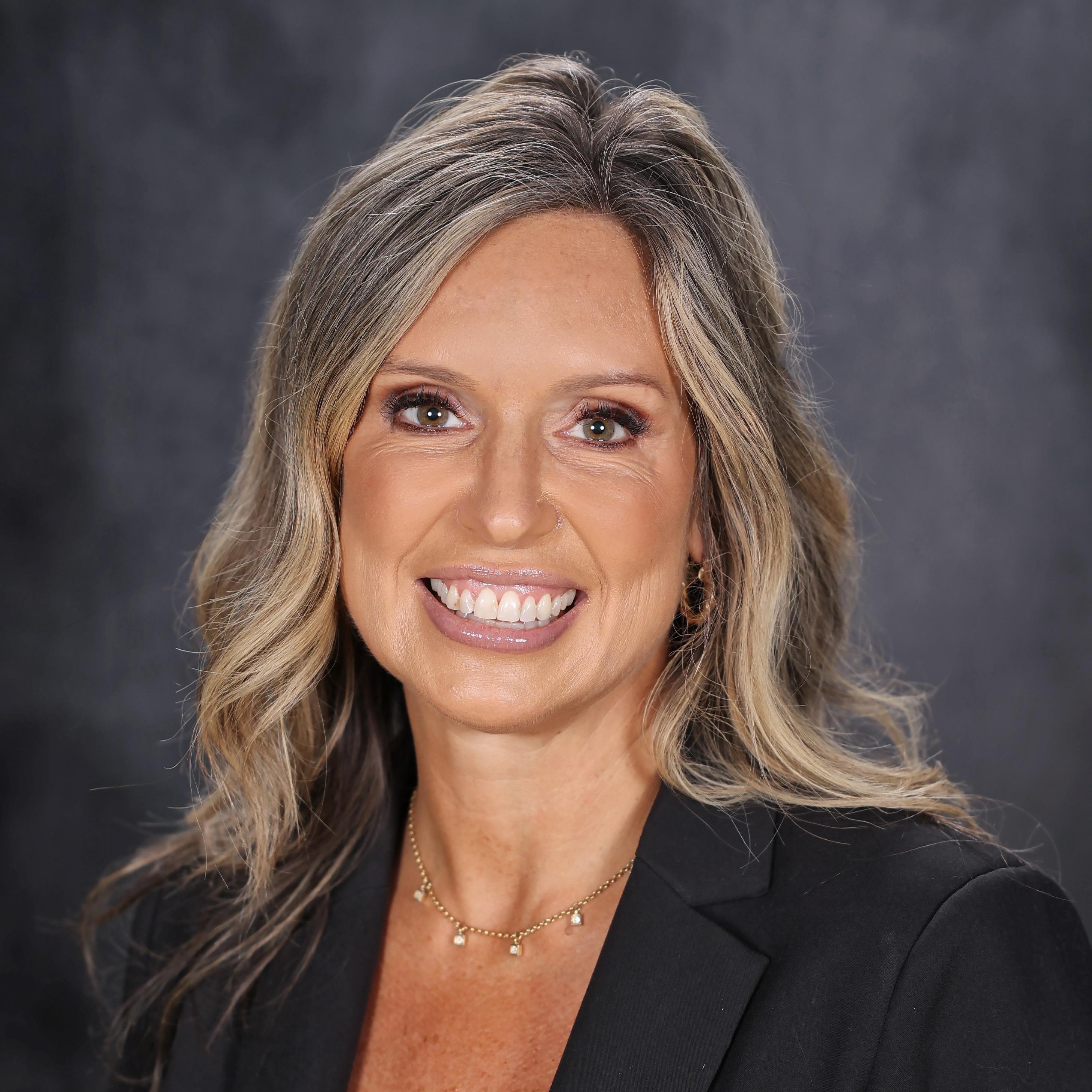 ShellyUpshaw's Profile Photo