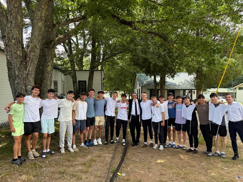 Rabbi Yaffe Visits MAY Students at Upstate Camps Featured Photo