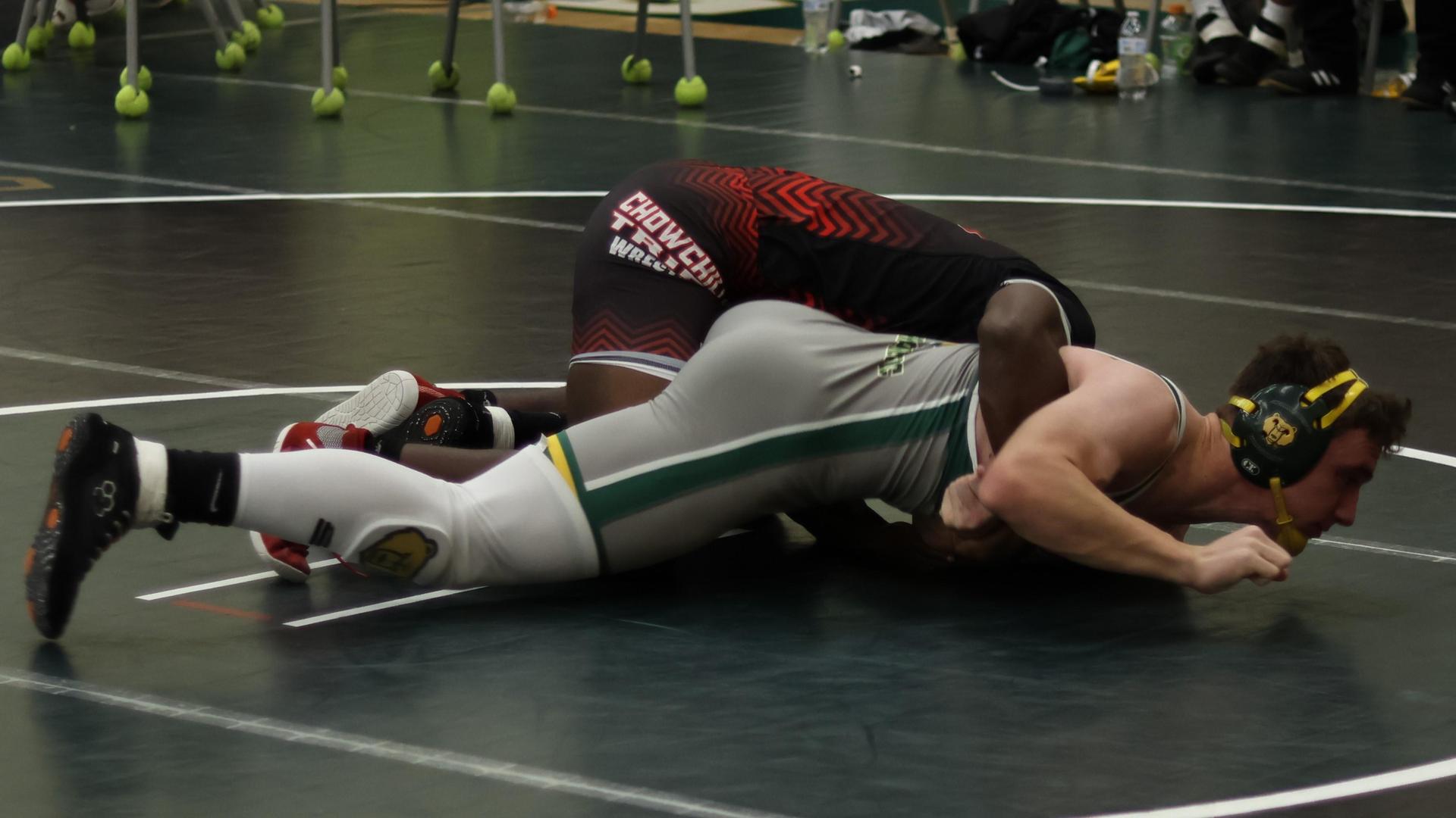 boys wrestling at liberty duals