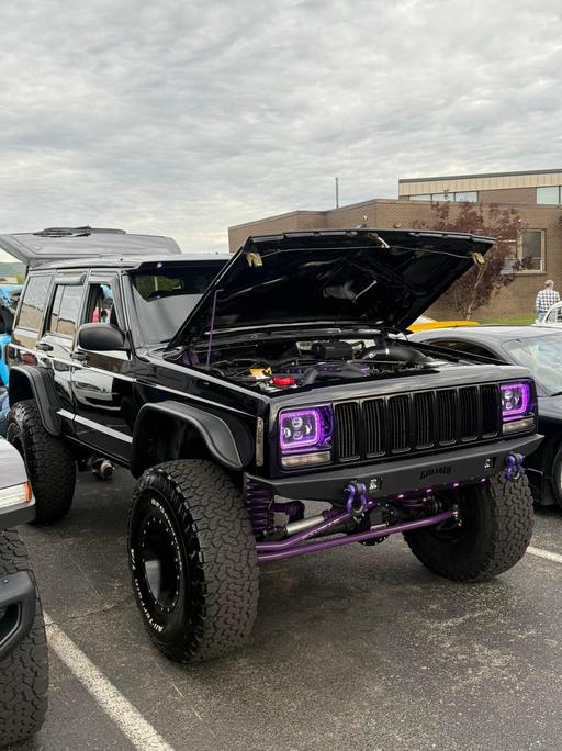 Pictures from the car show.