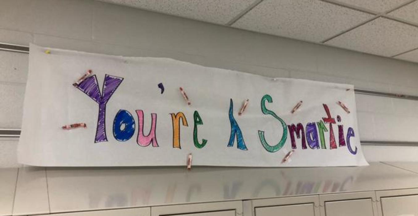 Lee 2nd graders made signs to show support for the third graders taking the Mstep tests.