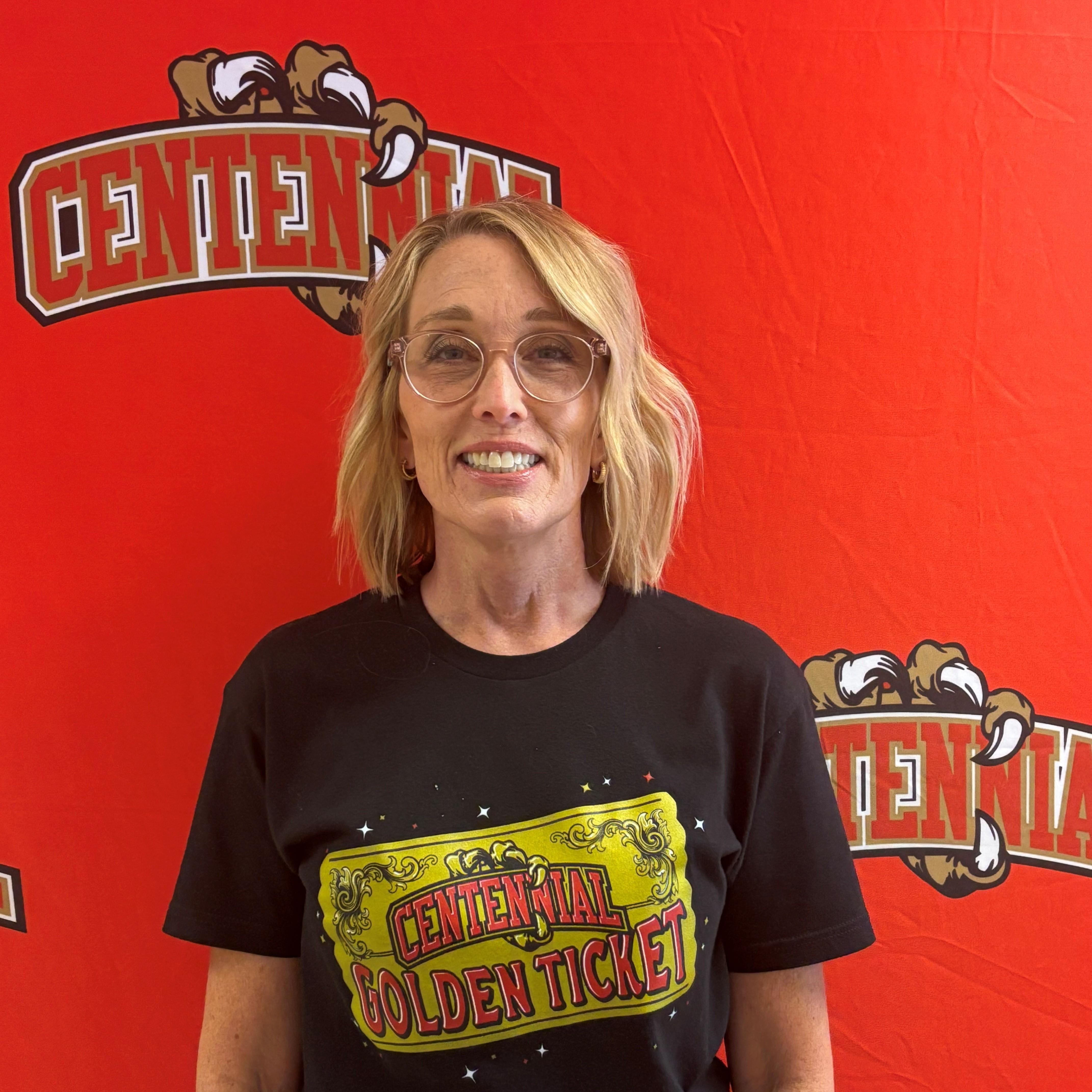 JulieSantiago's Profile Photo