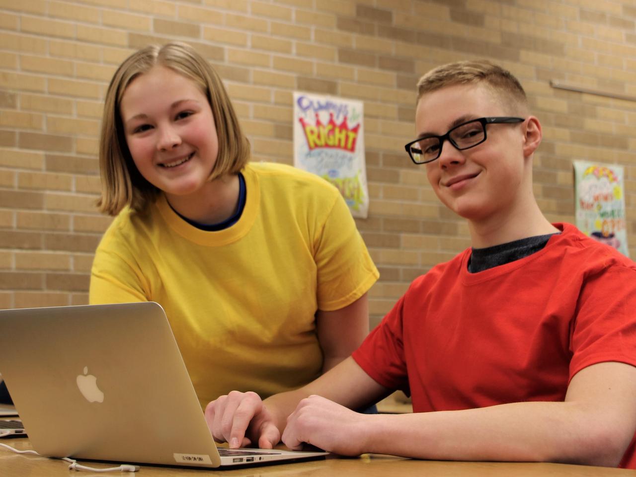 kids on computer