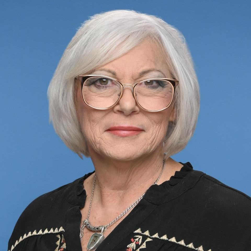 LeisaKnowlden's Profile Photo