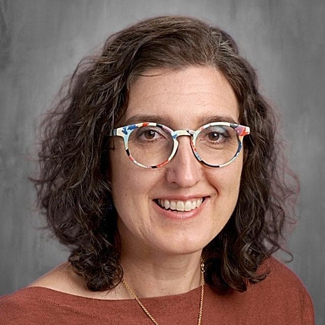 ElizabethRedmond's Profile Photo